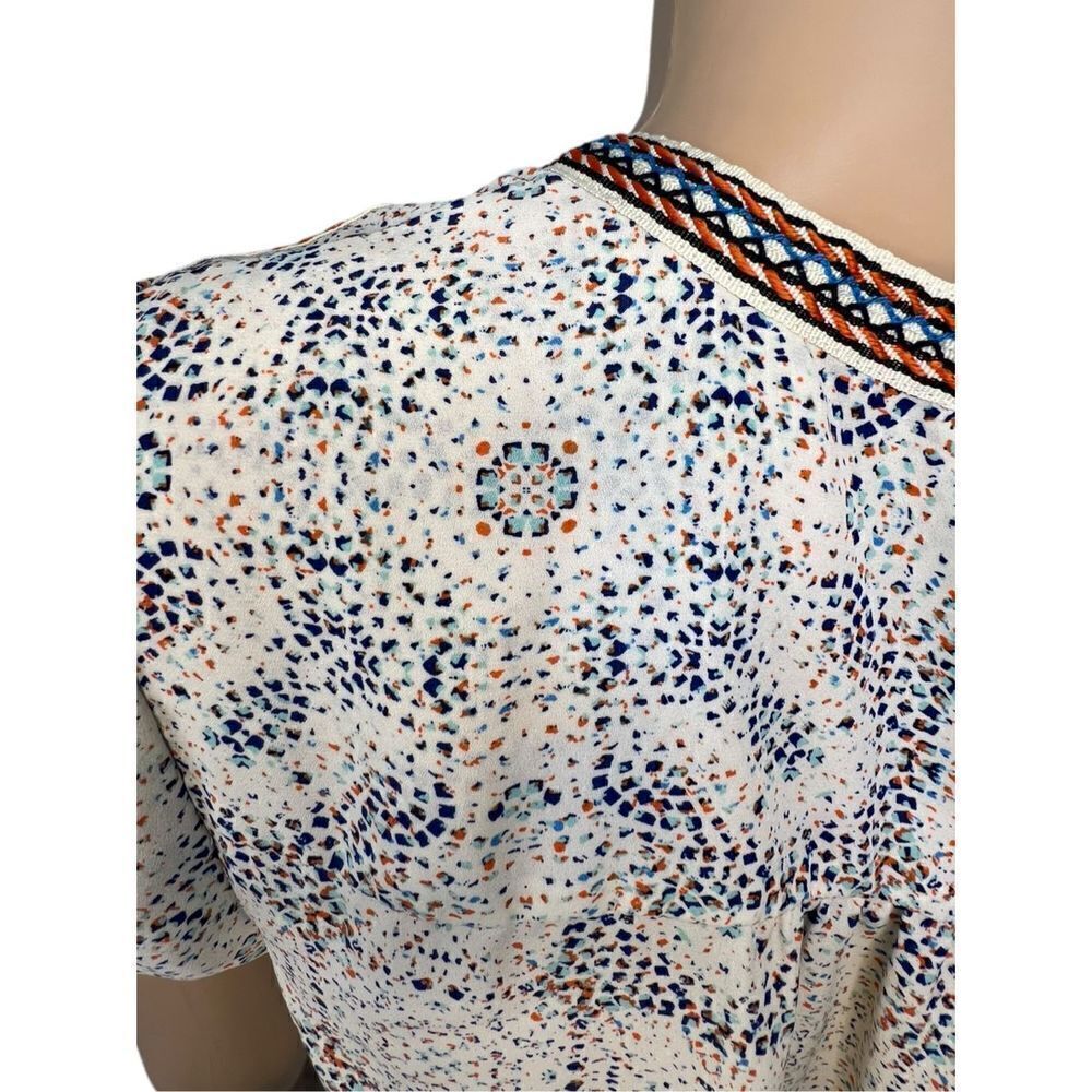 Danielrainn Lightweight Flowy Abstract Pattern Blouse With Rope Detail - Picture 4 of 5